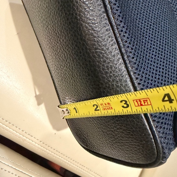 Coach Black Pebbled Leather Men's Sling Bag New With Tags - Picture 7 of 9